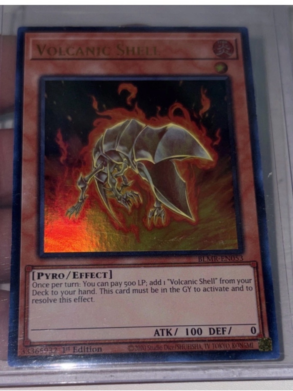 Volcanic Shell Pyro Effect Card - Brown/Red
